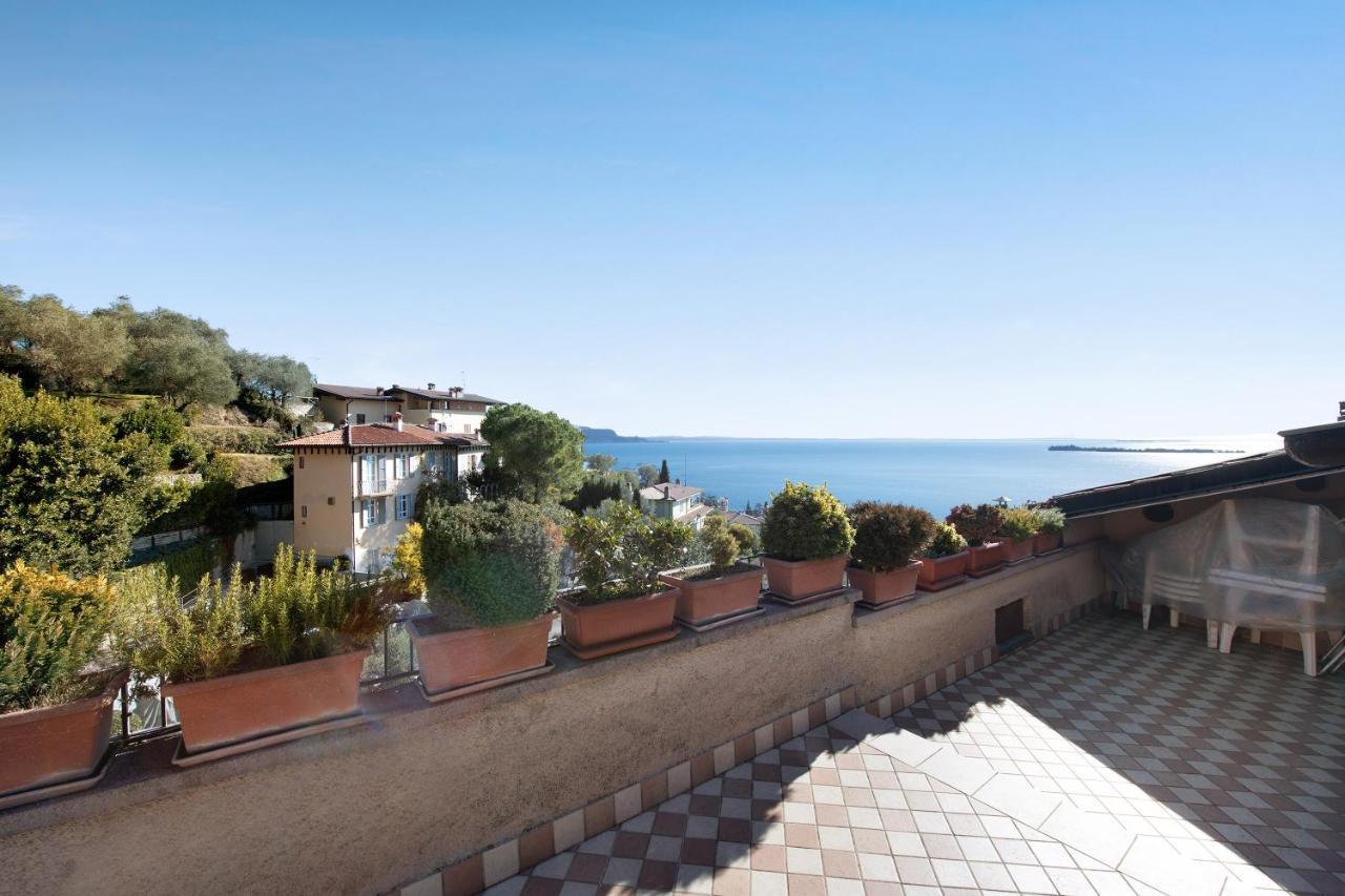 Lake View Apartment Gardone Riviera Exterior photo